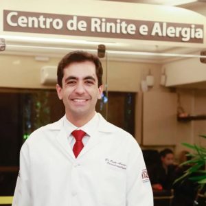 O que o seu “catarro” quer dizer? Médico explica as doenças que podem causar a secreção